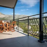 Curic Apartman Slano