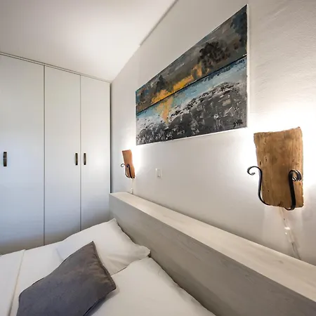 Curic Lejlighed Slano